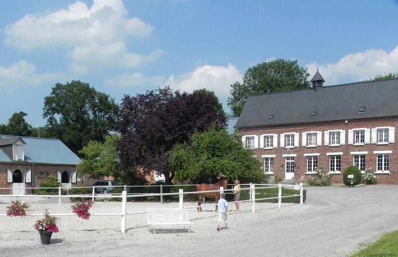 Les Chambres De Ribeaufontaine Dorengt Exterior photo